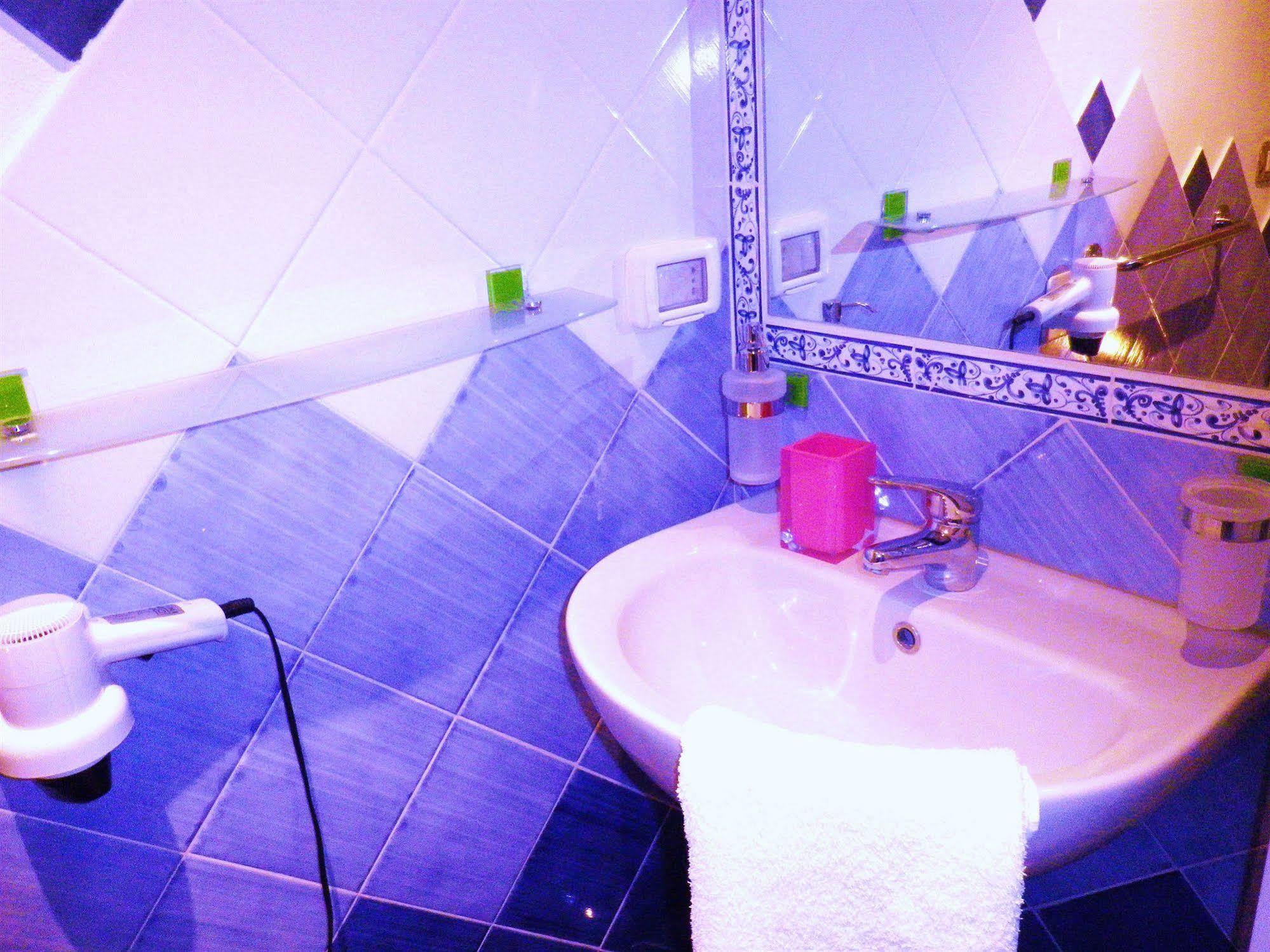 Elisart Guest House Alghero Bagian luar foto