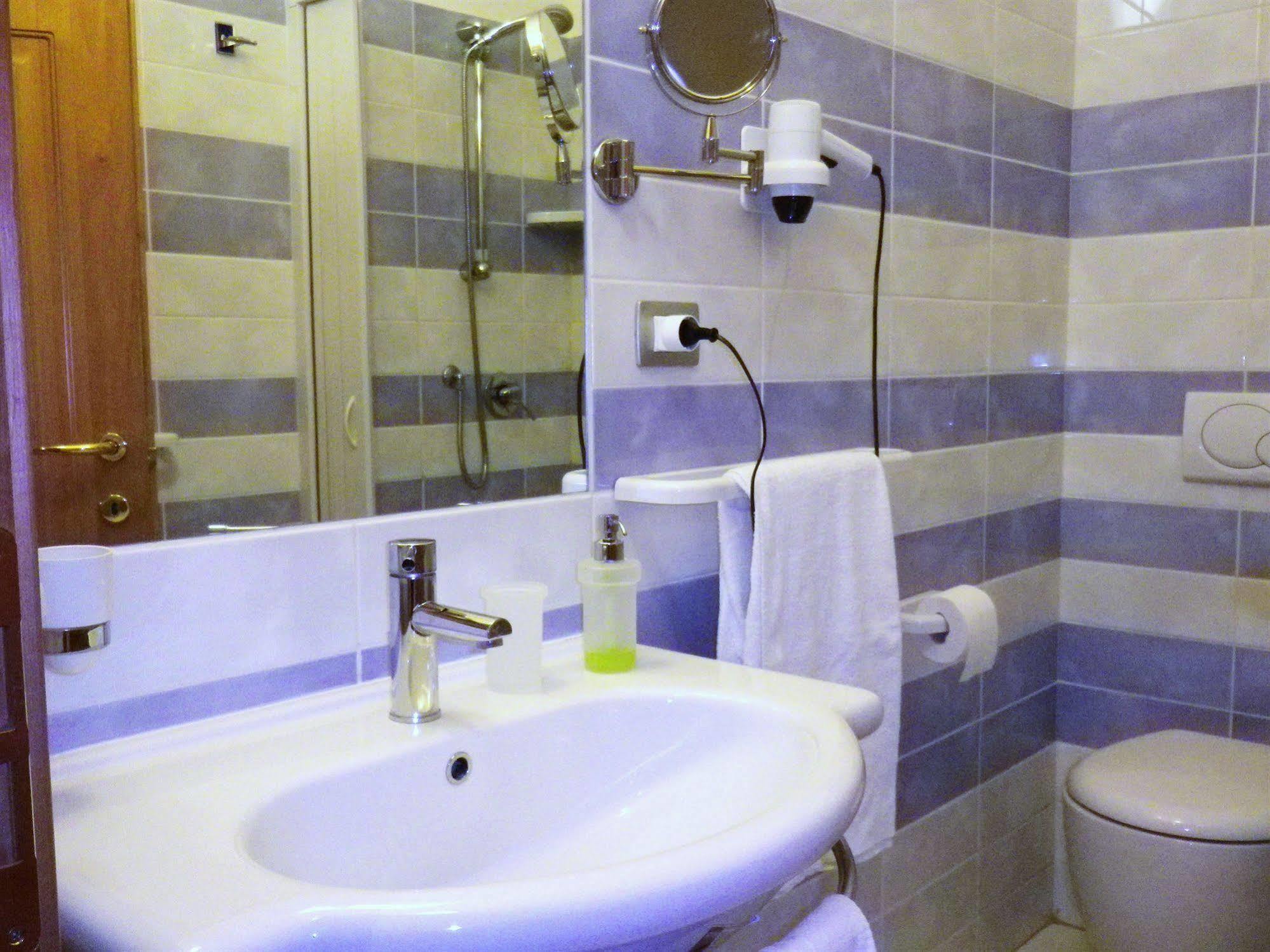 Elisart Guest House Alghero Bagian luar foto
