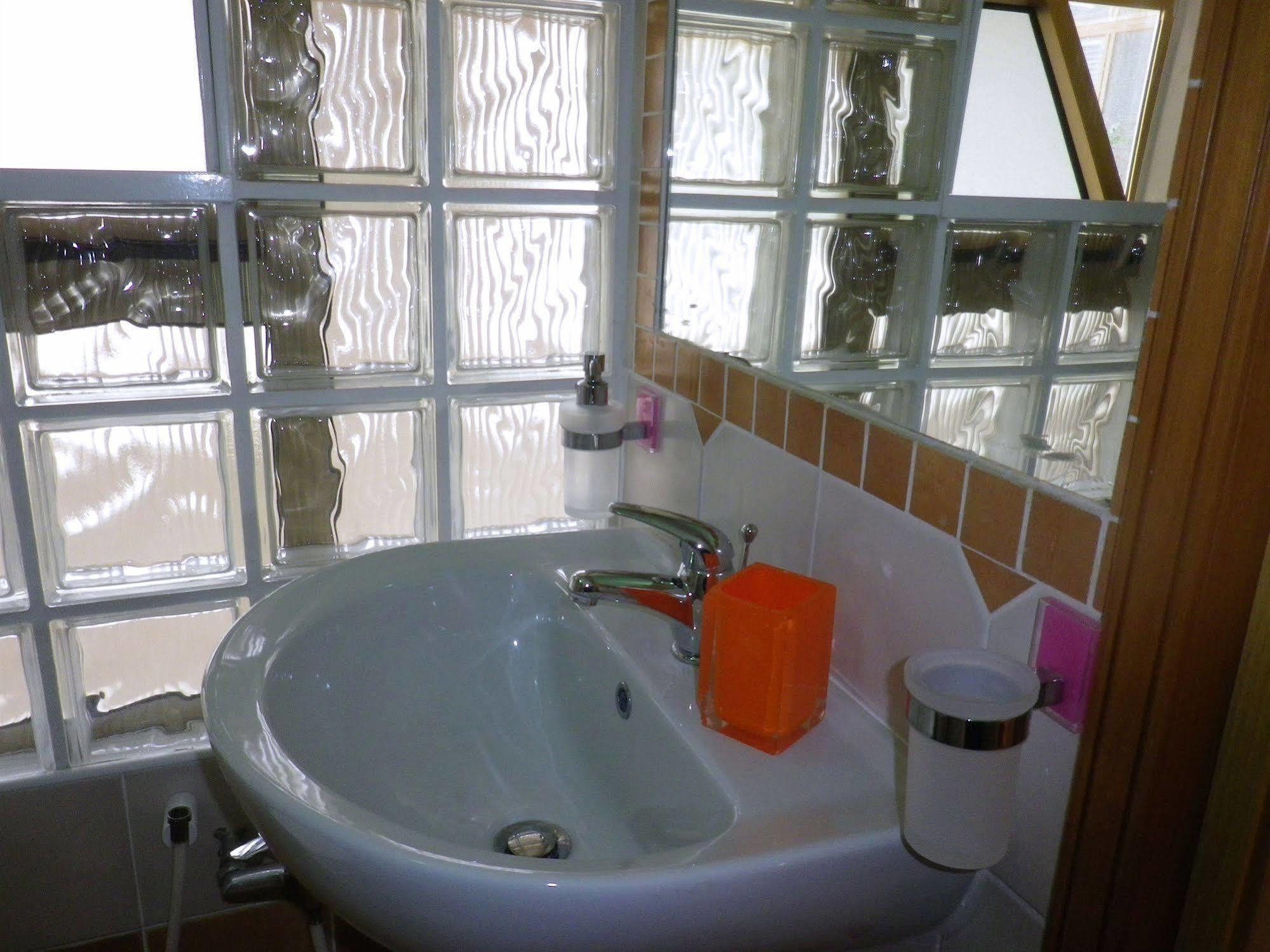 Elisart Guest House Alghero Bagian luar foto
