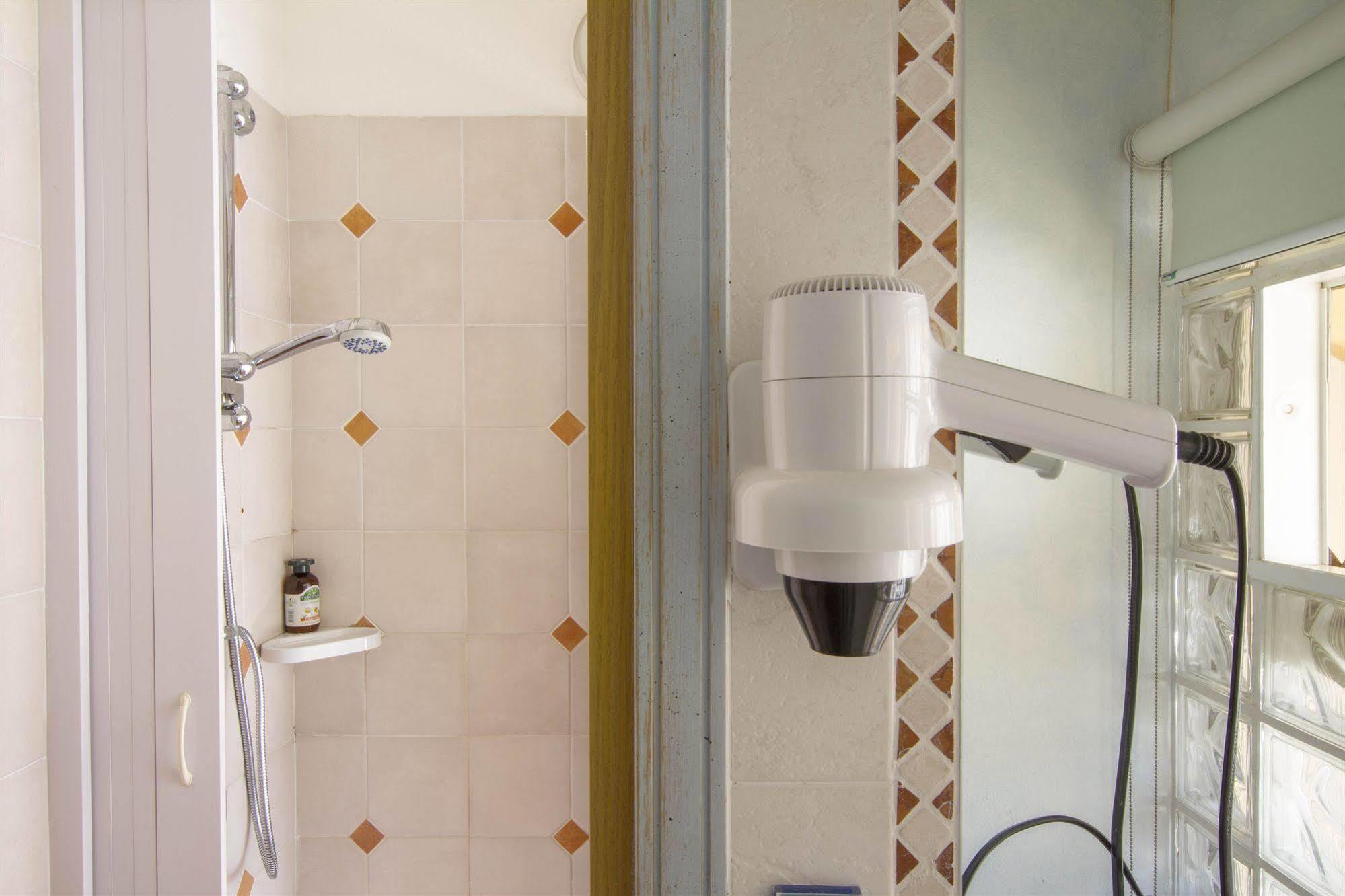 Elisart Guest House Alghero Bagian luar foto